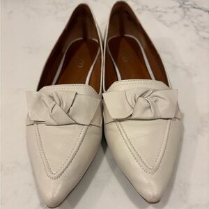 FRANCO SARTO | Raya Leather Loafers with Bow detail size 7.5 color putty
